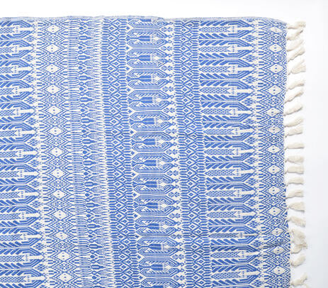 Special Throw Blanket With Fringe